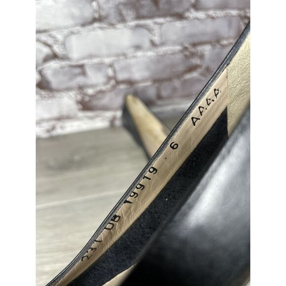 Salvatore Ferragamo Black Leather Gold Bow Designer VTG Heels Women Sz 6AAAA US - Picture 11 of 16